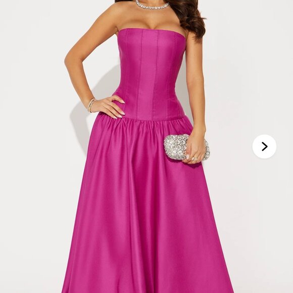 Satin Gown - Raspberry Colored - Picture 4 of 4